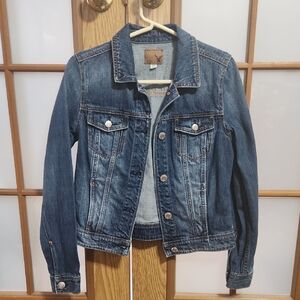 American Eagle Womens Small Denim Button Up Jean Jacket